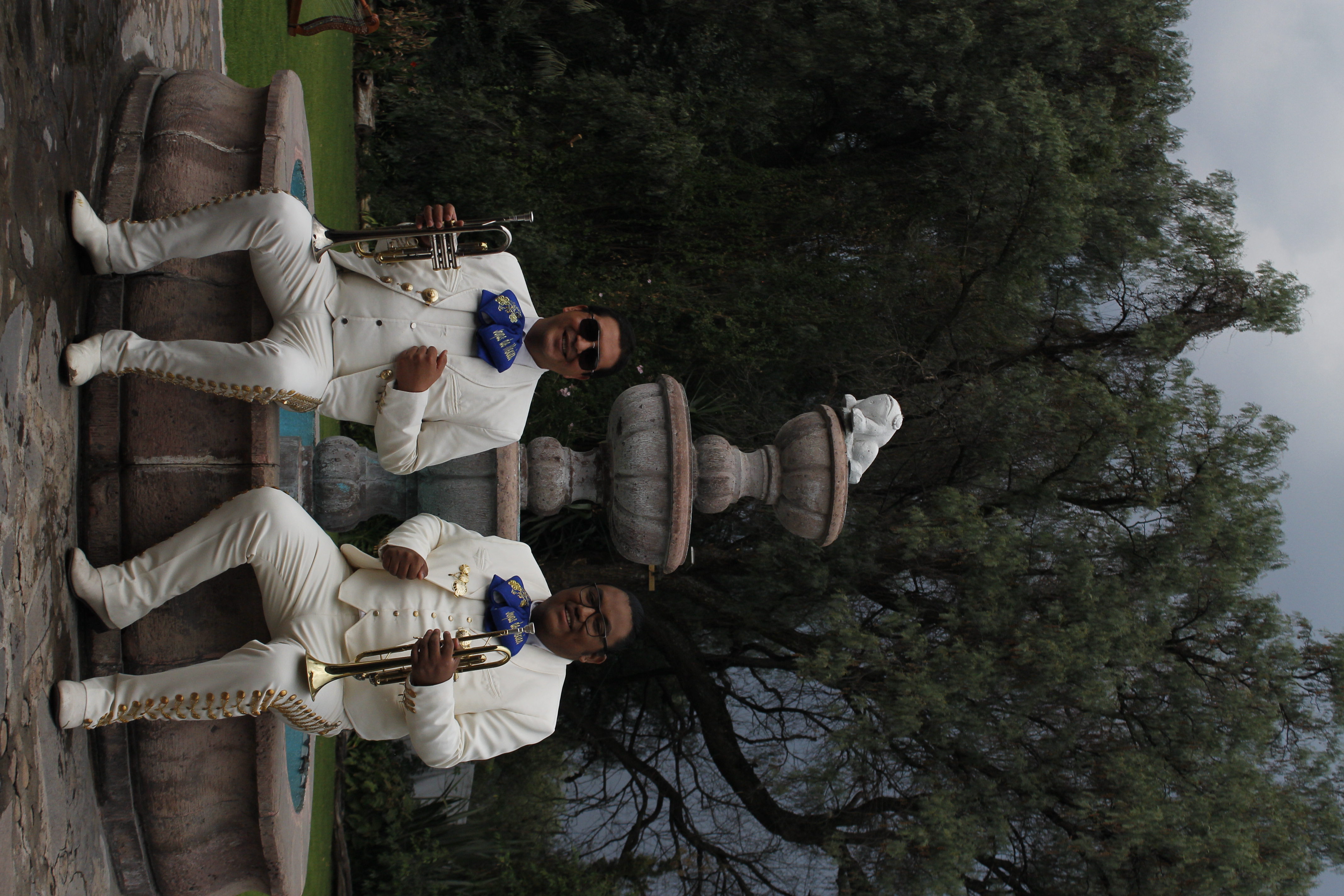 Collar artesanal mexicano elaborado a mano